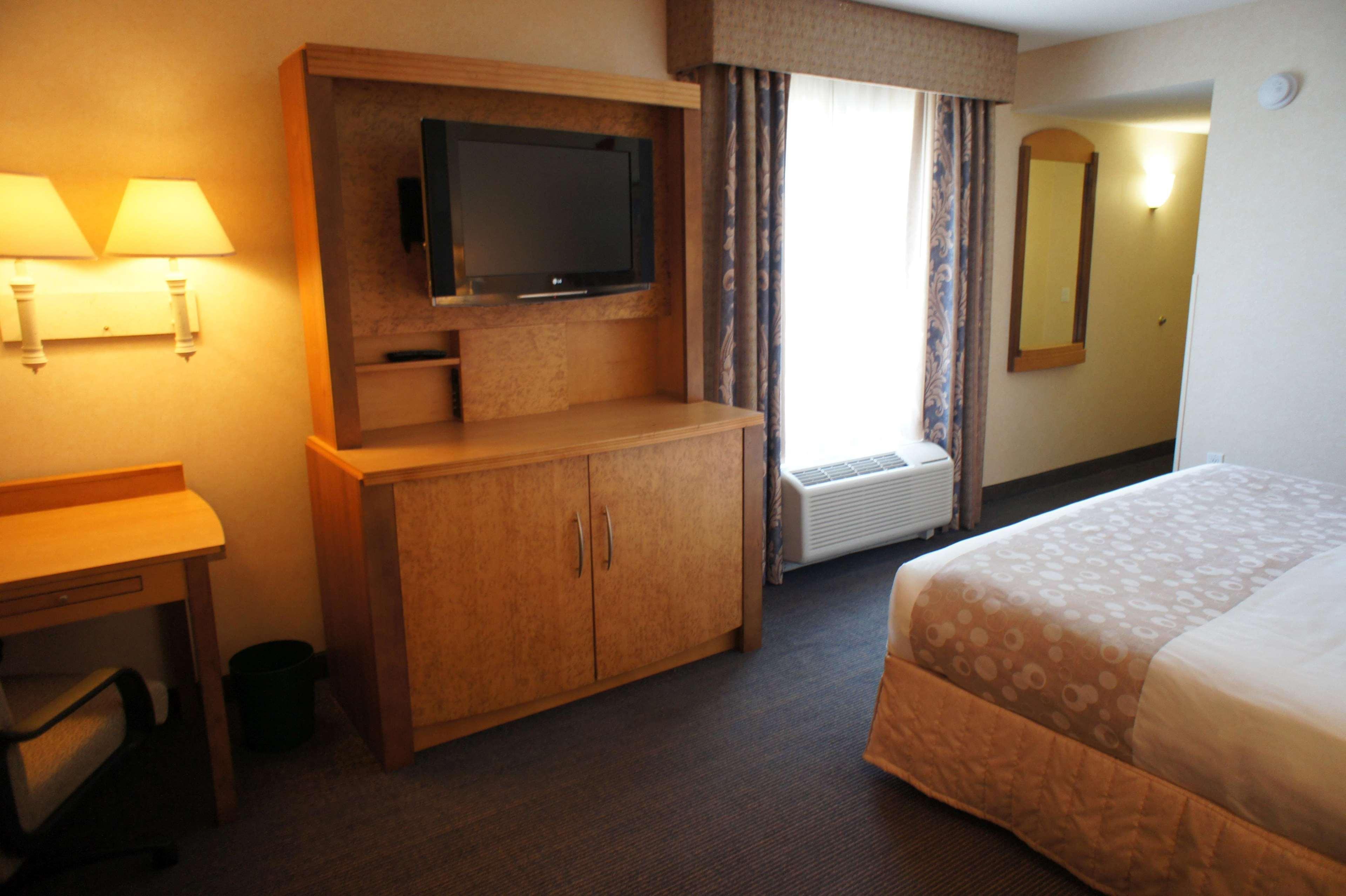 La Quinta By Wyndham Islip - Macarthur Airport Bohemia Kültér fotó