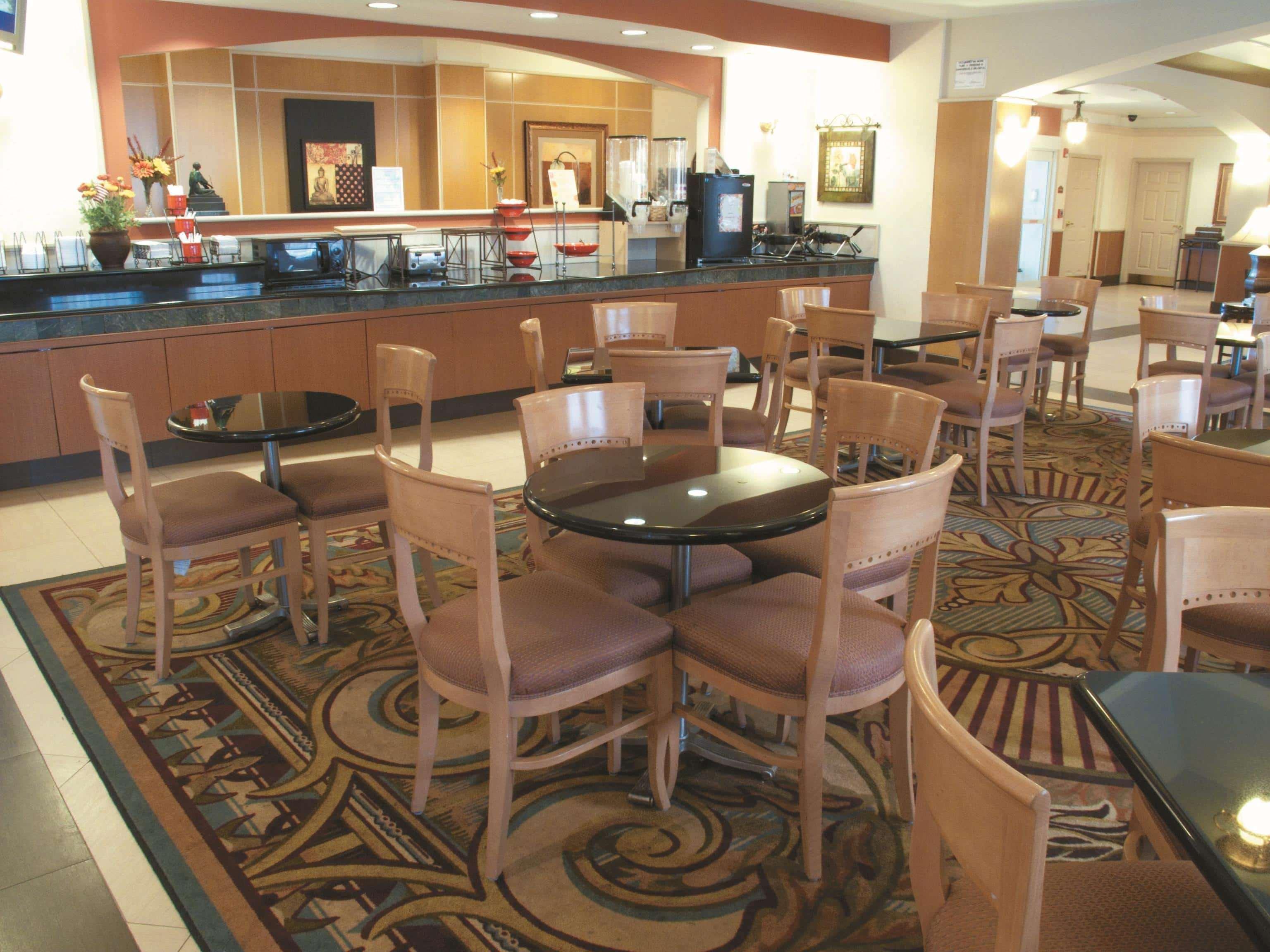 La Quinta By Wyndham Islip - Macarthur Airport Bohemia Kültér fotó