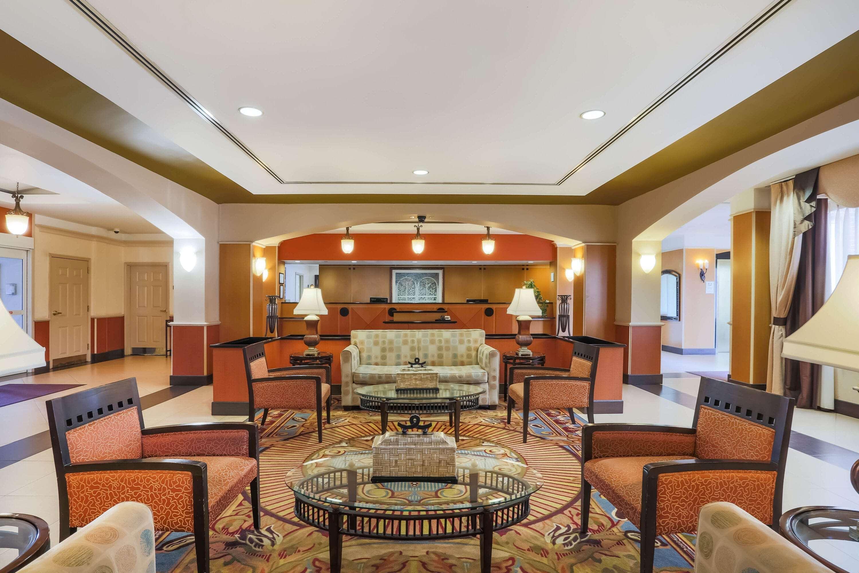 La Quinta By Wyndham Islip - Macarthur Airport Bohemia Kültér fotó