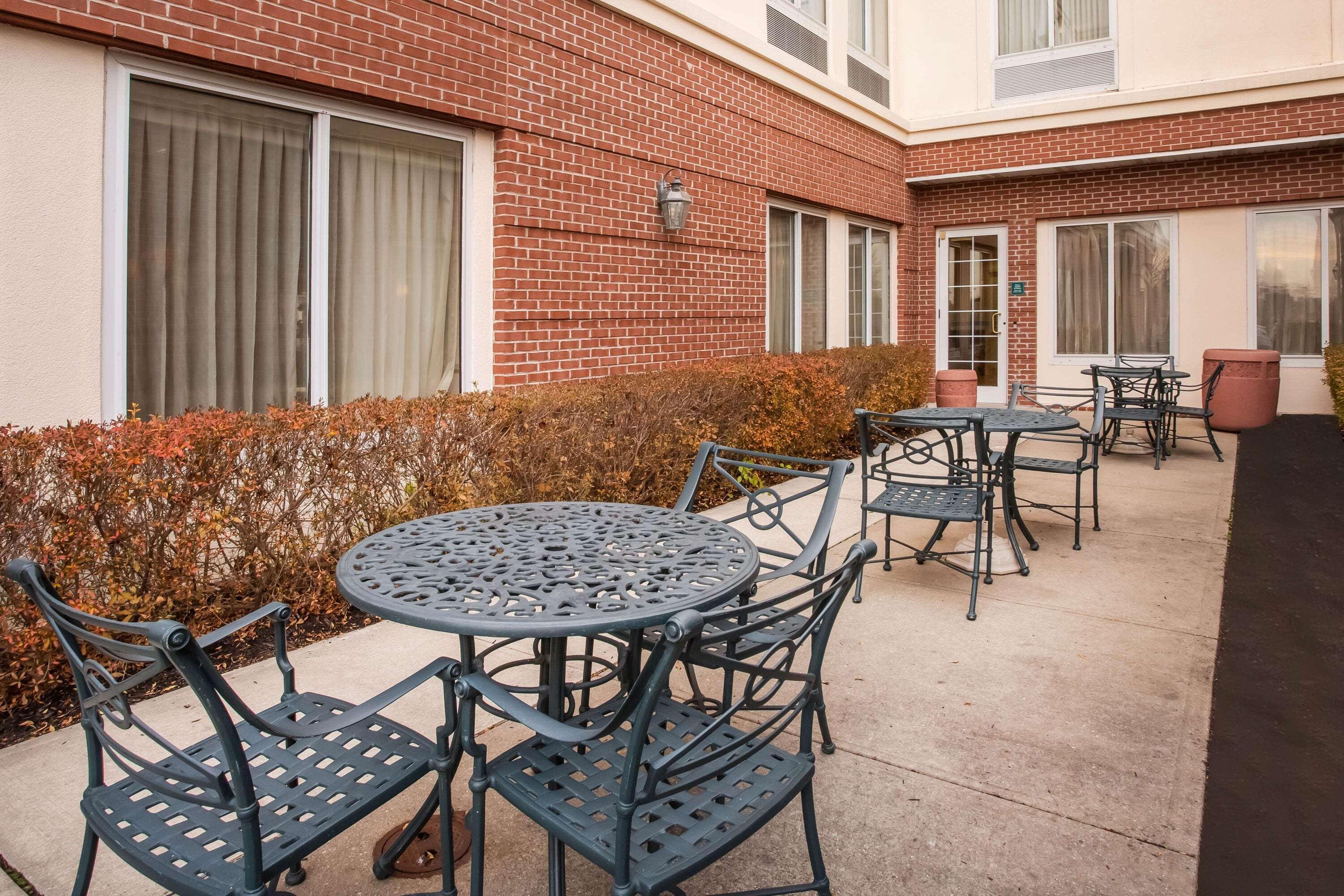 La Quinta By Wyndham Islip - Macarthur Airport Bohemia Kültér fotó